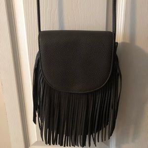 URBAN OUTFITTERS FRINGE CROSSBODY